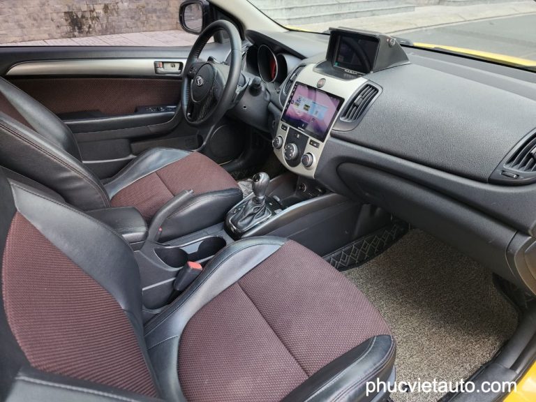 kia-cerato-koup-2010-at-16-mau-vang-8