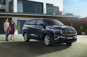 toyota innova 2023