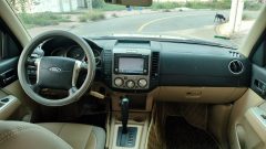 ford-everest-so-tu-dong-may-dau-2-5l-10
