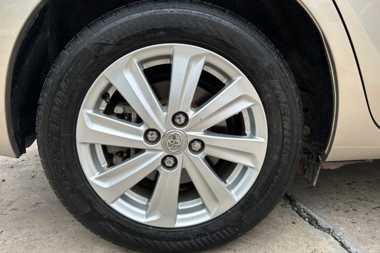 vios-2017-mt-300tr-80v-odo-3